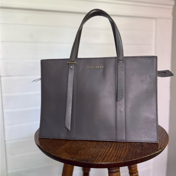Cole Haan vestry Leather Tote Bag - Picture 2 of 14